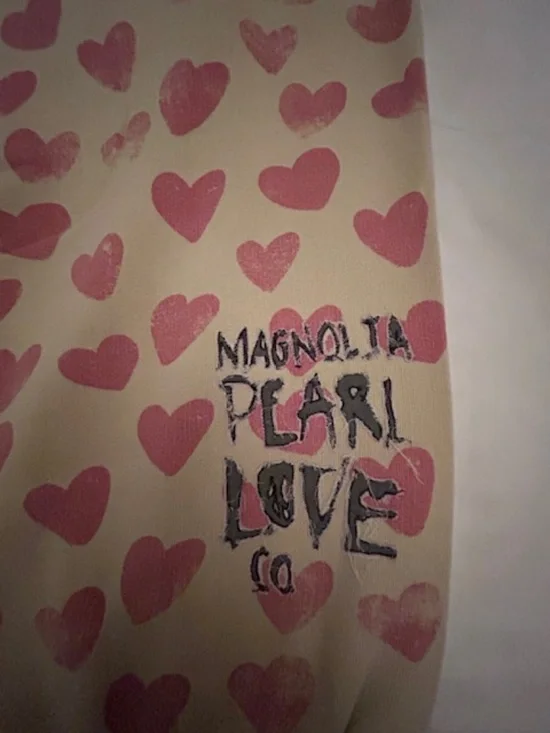 Magnolia Pearl Shorts 229 - Printed Cali Sweat Shorts - Ever Hearts - Picture 3 of 6